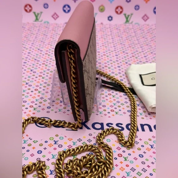 Gucci Supreme Limited Edition WOC Pearly Flap - Picture 9 of 12